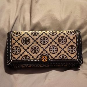 Tory Burch T Monogram Jacquard Chain Wallet